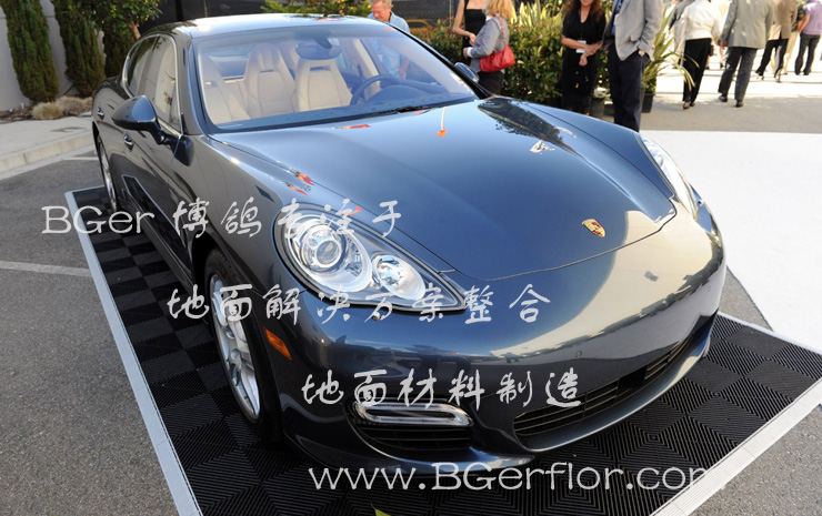 4S店室外汽車(chē)展示臺(tái)